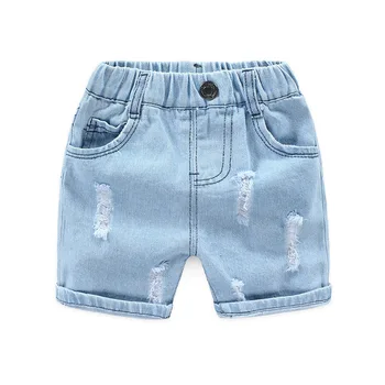Летние джинсовые шорты для маленьких мальчиков, Модные Детские джинсы с дырками, Повседневные ковбойские шорты для мальчиков в Южнокорейском стиле, пляжные штаны для малышей
